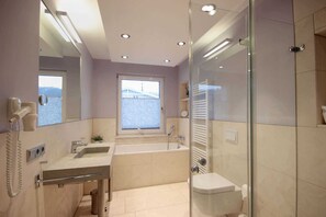 Unclassified image, 5 of 15, button - Villa Allegra, Whg. 15 (Binz)