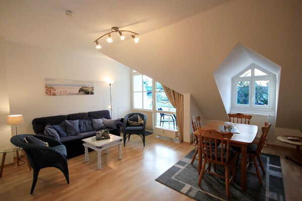 Imagen sin descripción, 1 de 12, botón