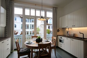 Dining - House Felicitas - 90723 - Stubbenkammer (Binz)