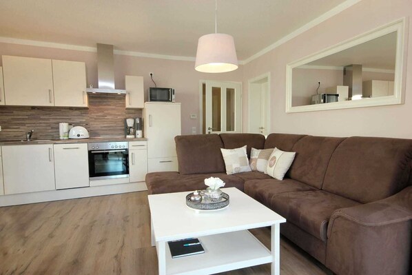 Unclassified image, 1 of 13, button