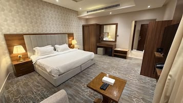 Deluxe Double Room, City View | Premium bedding, pillowtop beds, minibar (free items), blackout drapes