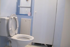 Badewanne, Haartrockner