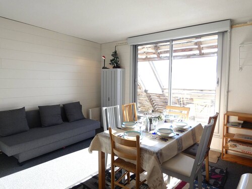 Studio cabine 6 pers. avec balcon, exposé sud, Club Engaly II