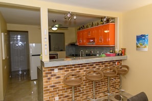 Fridge, microwave, oven, dishwasher
