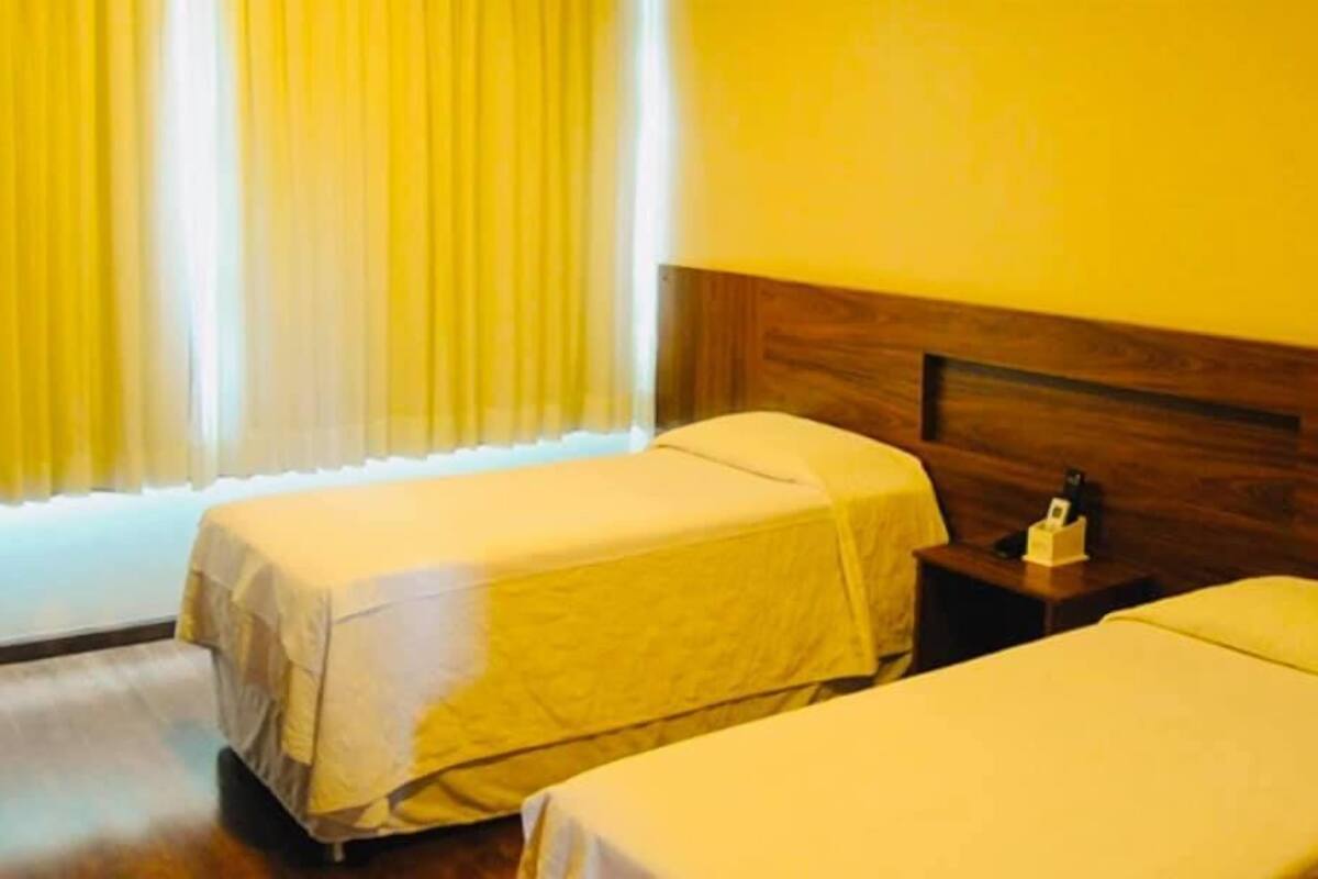 Single Room | Minibar, laptop workspace, free WiFi