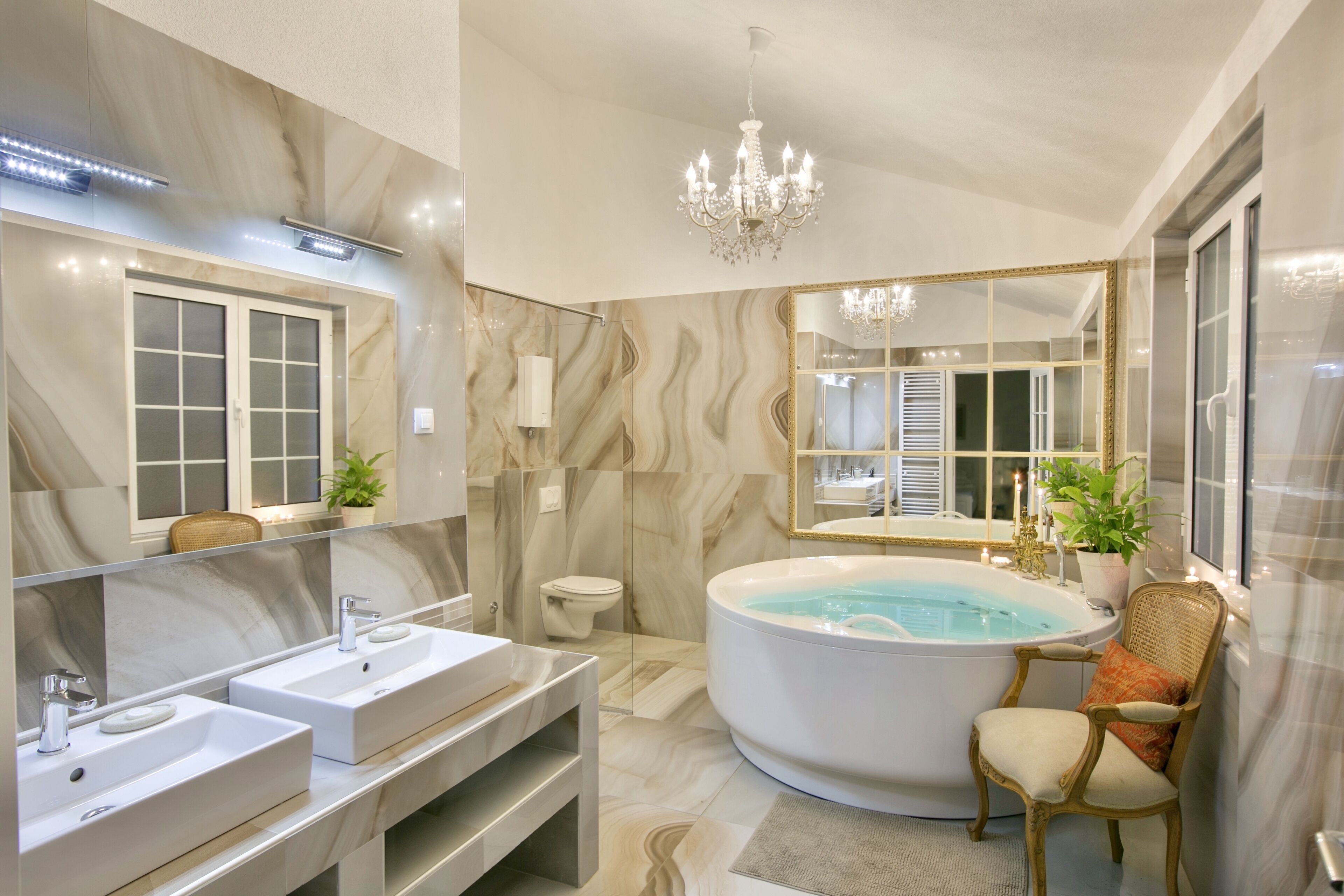 Premium Apartment (12) | Bathroom | Shower, designer toiletries, hair dryer, bathrobes