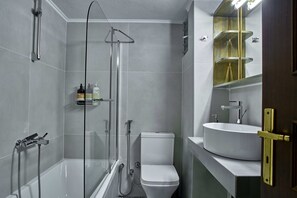 Hair dryer, towels, soap, shampoo
