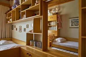 2 chambres, fer et planche à repasser, Wi-Fi, literie fournie