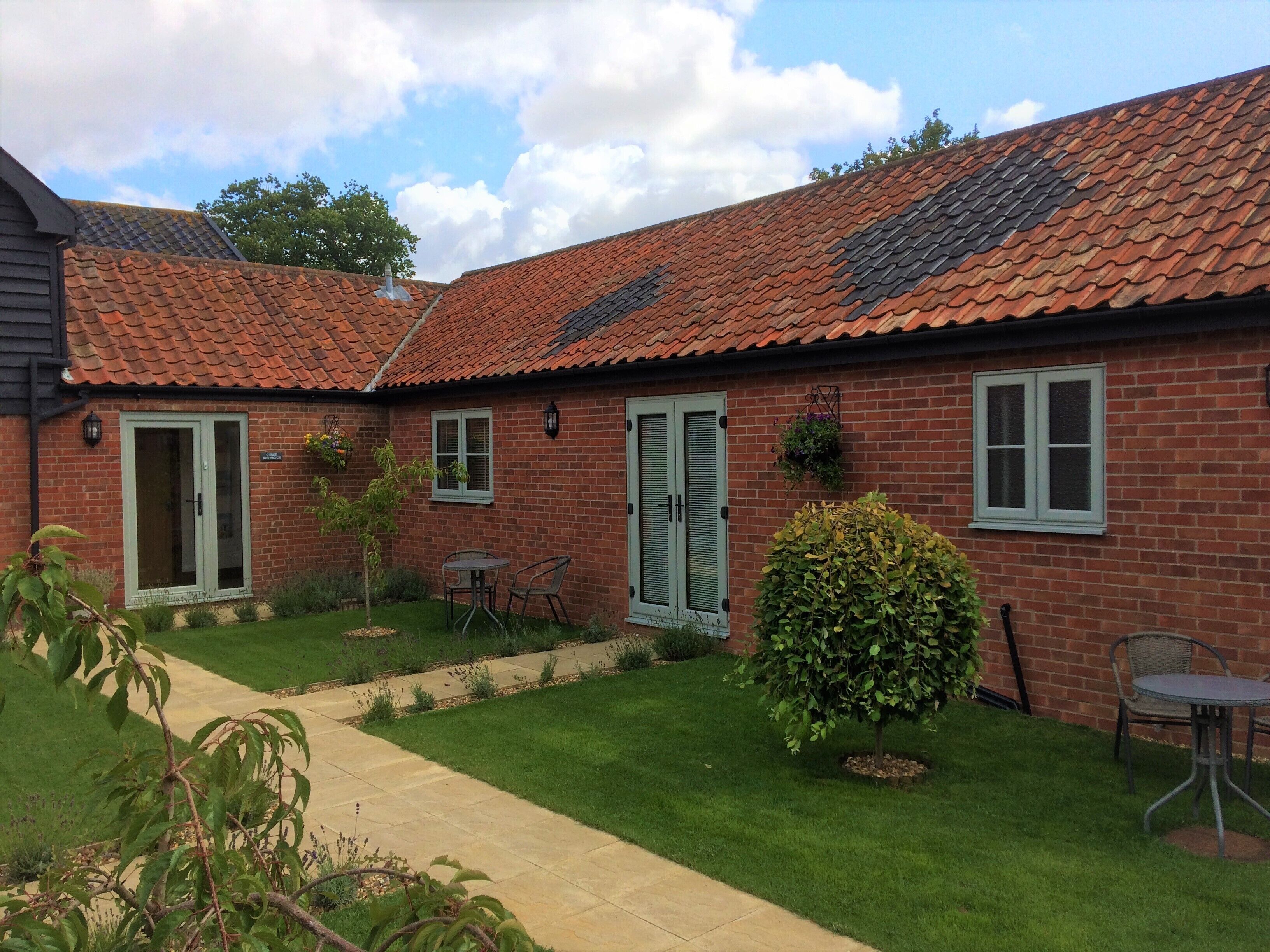 Deluxe Double Room- Courtyard | Courtyard view