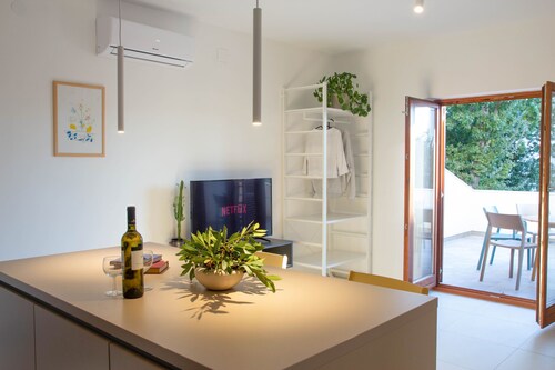 Casa Dubi. Kvarner 01 - Bescheidener Sommerurlaub mit Pool