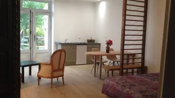 Décoration personnalisée, ameublement personnalisé, bureau