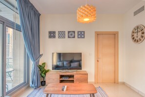 Apartment, 1 Bedroom | Living area