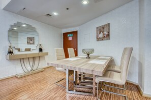 Apartment, 2 Bedrooms | In-room dining - R&H Burj Al Nojoum (Dubai)