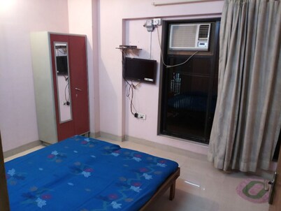 Private Room in an Apartment for 1 or 2 persons at Andheri West