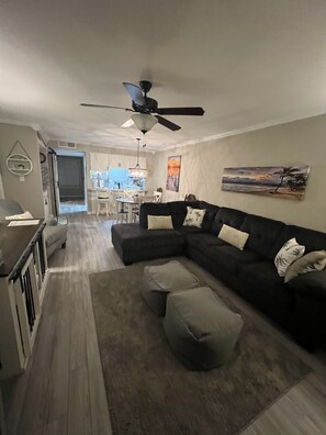 TV - Beach Vacation Condo (Myrtle Beach)