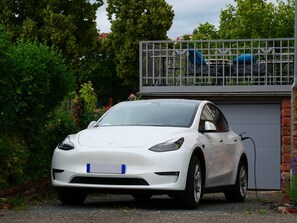 電動車充電站