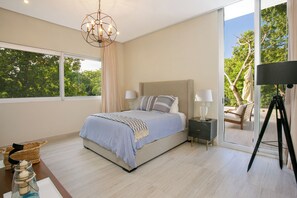 4 室のベッドルーム、アイロン / アイロン台、旅行用ベビーベッド、WiFi