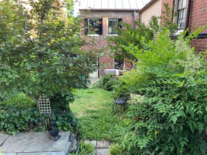 Terrace/patio - Georgetown Historic Corner House - parking (Washington)