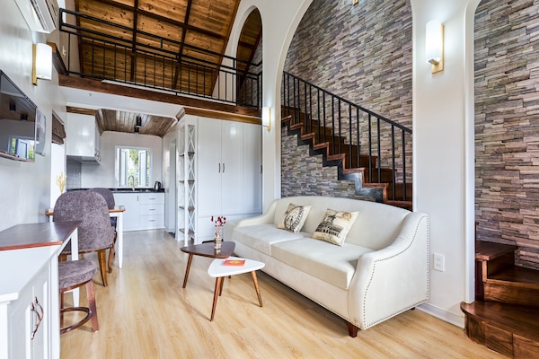 Smart TV de 32 pulgadas con canales por cable y televisión