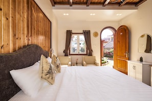 Estúdio standard | Individualmente decorados, individualmente mobiliados, escrivaninha