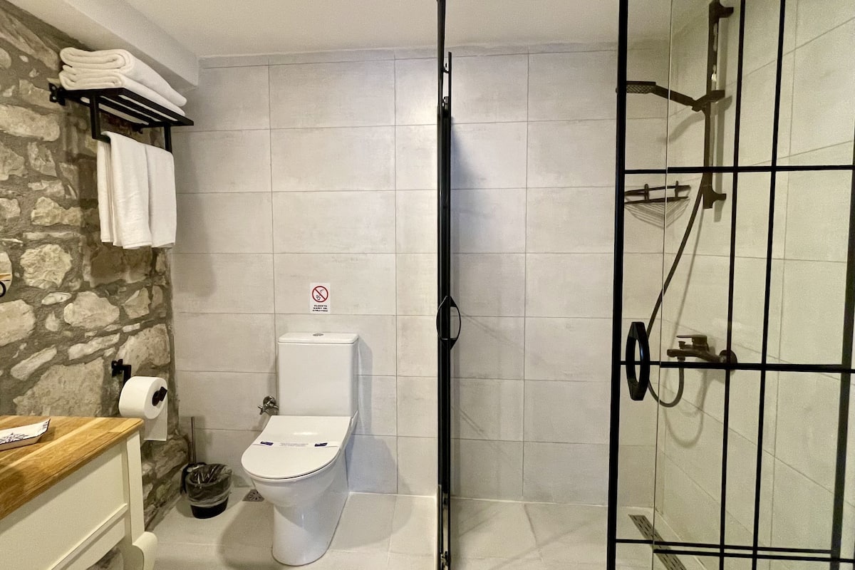 Chambre Double Deluxe | Salle de bain