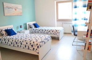 2 chambres, fer et planche à repasser, Wi-Fi, literie fournie