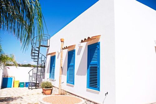 Independent Villa Tranquility and Relaxation - San Vito Lo Capo 