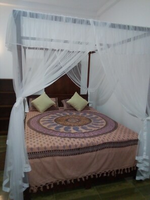 1 bedroom, internet - Last will"hill top house (Weligama)