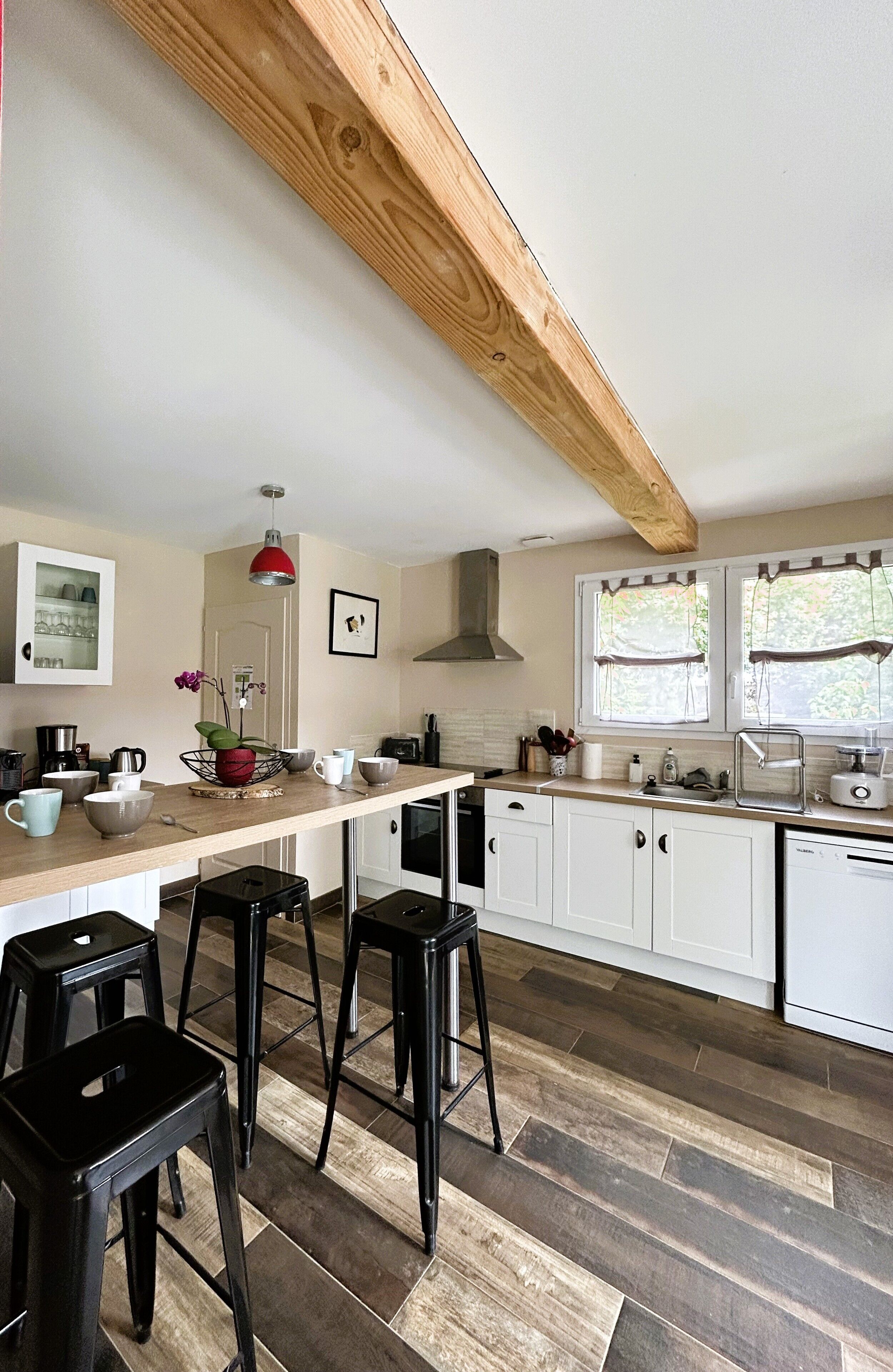 冰箱、微波炉、烤箱、炉灶