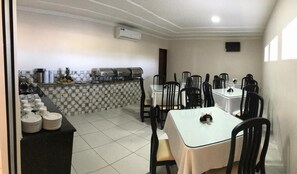 Free daily buffet breakfast - Prime Hotel (Caruaru)