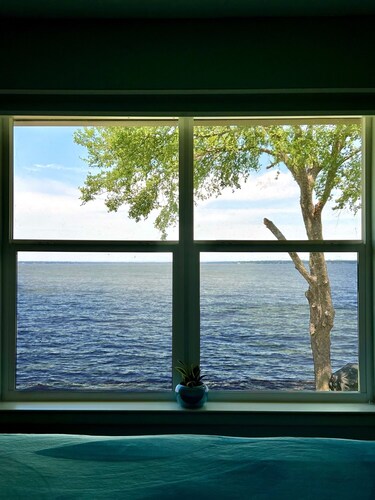 New Modern Lake Front on open water w/ New Dock