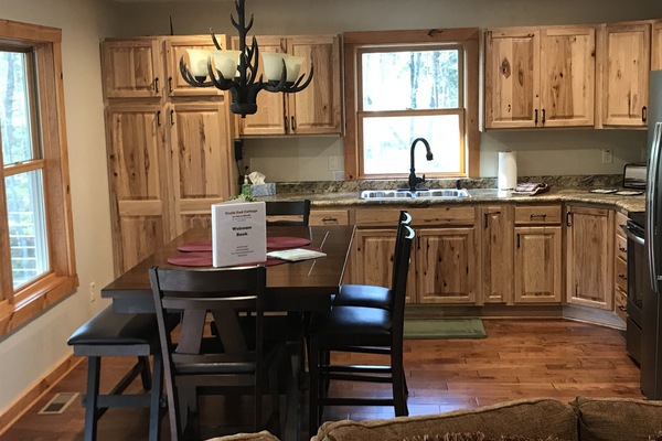 Beautiful spacious full amenity kitchen, and stainless-steel appliances