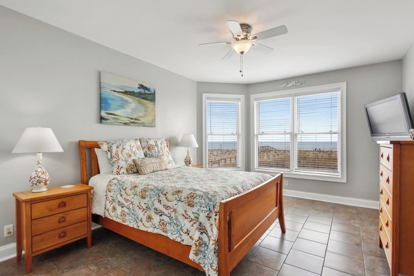 3 多间卧室、办公桌、熨斗/熨衣板、免费 WiFi