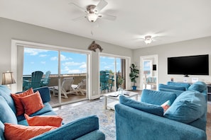 TV - Sea Forever/Luxury Beachfront/Huge Condo (Tybee Island)