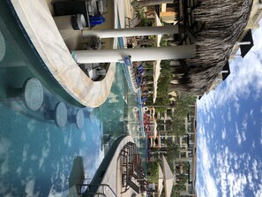 Beheizter Pool