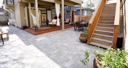 HistoricHotspot! à pied des bars, restaurants, magasins. GRANDE NUIT! Animaux acceptés