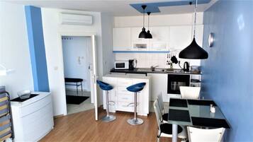 Apartment | Private kitchen | Fridge, microwave, oven, stovetop