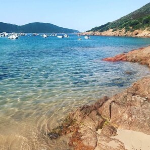 Beach - CORSICA - AJACCIO Charming villa with ocean views, 100 meters from the beach (APPIETTO)