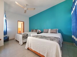 Colchones con pillow-top, wifi gratis y ropa de cama