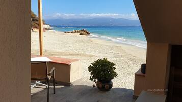 Playa en los alrededores