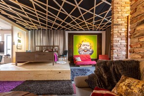 Smart TV, fireplace, foosball, table tennis