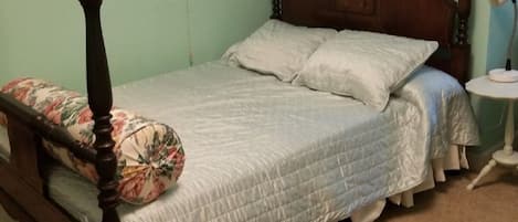 1 bedroom, memory-foam beds, desk
