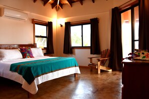 3 bedrooms, in-room safe, iron/ironing board, free WiFi