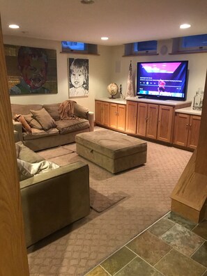 Télévision, Netflix, Hulu, services de streaming