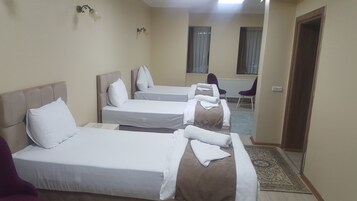 Triple Room | Free WiFi