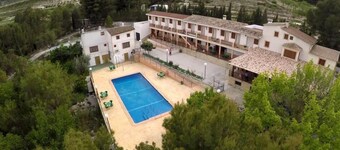 ์ ๋ ํฐ๋ก ๋ชจ๋ผํ์ผ