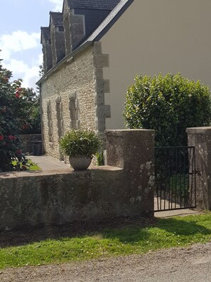 Property grounds - Character house in the countryside between town and sea (Plogastel St Germain)