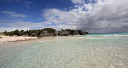 Ihr ganz privater Raum in Bermuda mit Twizy-Ladegerät