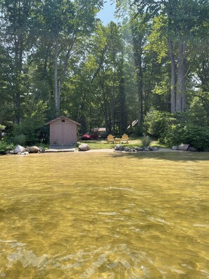 Property grounds - Authentic Log Cottage on Wolf Lake (Baldwin)