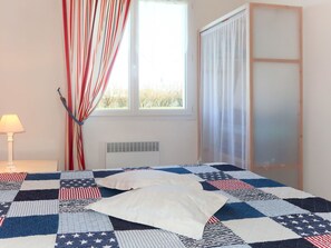 2 chambres, lit parapluie